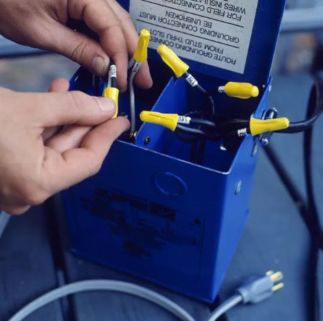 lap-dat-den-tran-tri-san-vuon