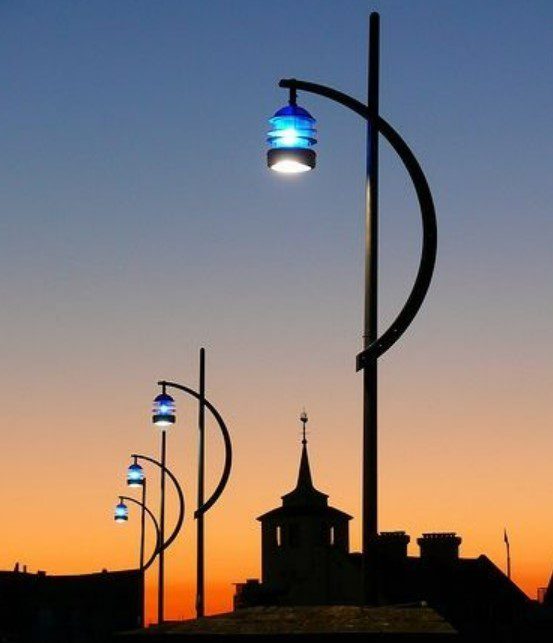 Cột đèn trang trí đường phố - chiếu sáng và làm đẹp đô thị